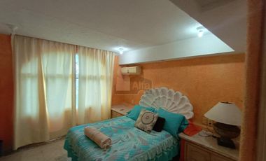 Casa en venta en Fraccionamiento Marbella en Mozimba, Acapulco