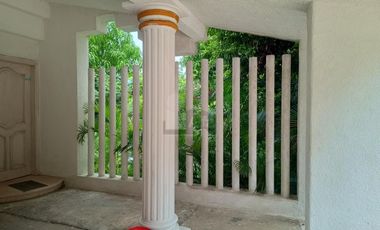 Casa en venta en Fraccionamiento Marbella en Mozimba, Acapulco