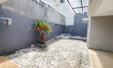 Rumah mewah disewakan murah di VPT Tidar Sukun Malang