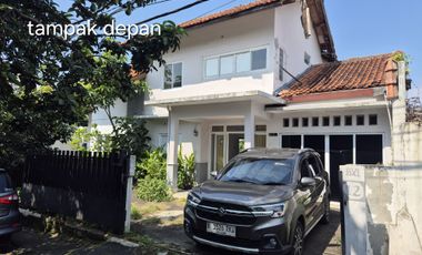 Rmh di Jl Citarum , Bogor Baru, LT 343, Bgn sekitar 150, 2lt, 5Kt, shm