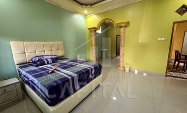 RUMAH VILLA JAVANESSE STYLE DENGAN KEBUN NAN LUAS DI PURWAKARTA