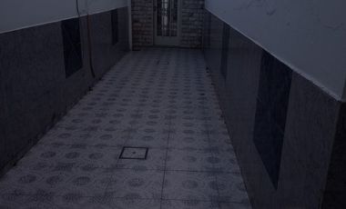 ALQUILO CASA INTERNA 2 DORM. BÂ° YOFRE NORTE!!!!!