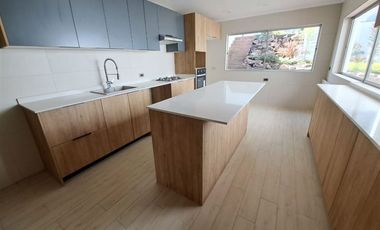 Casa en Arriendo en general blanche