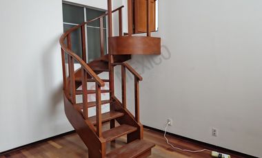 CASA EN RENTA CON JARDIN Y RECAMARA EN PLANTA BAJA