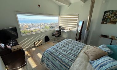 CASA 5D 3B CON PISCINA Y VISTA AL MAR EN REÑACA