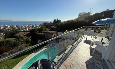 CASA 5D 3B CON PISCINA Y VISTA AL MAR EN REÑACA
