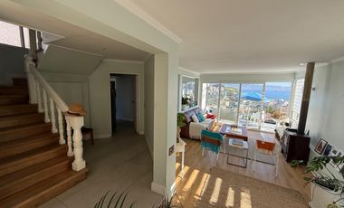 CASA 5D 3B CON PISCINA Y VISTA AL MAR EN REÑACA