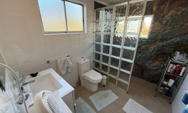 CASA 5D 3B CON PISCINA Y VISTA AL MAR EN REÑACA
