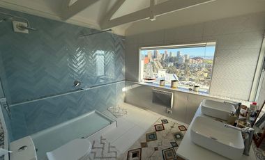 CASA 5D 3B CON PISCINA Y VISTA AL MAR EN REÑACA