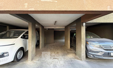 ARRIENDO OFICINA RECEPCION 1 PRIV 1 BAÑO CON ESTACIONAMIENTO