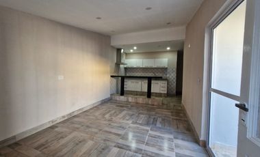 ALQUILER - WILDE. PH TIPO CASA DE 4 AMBIENTES CON PATIO  --- A ESTRENAR  ---