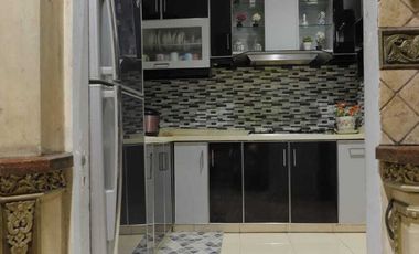 Dijual Rumah Mewah Full Furnished strategis di Taman Century 1 Pekayon