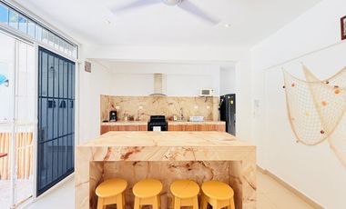 CASA EN VENTA A 60 METROS DEL MAR EN PROGRESO