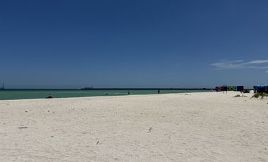 CASA EN VENTA A 60 METROS DEL MAR EN PROGRESO