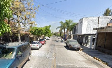 JVV- HERMOSA CASA EN COL. HUENTITAN EL BAJO, GDL, JAL.