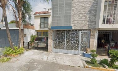 JVV- HERMOSA CASA EN COL. HUENTITAN EL BAJO, GDL, JAL.