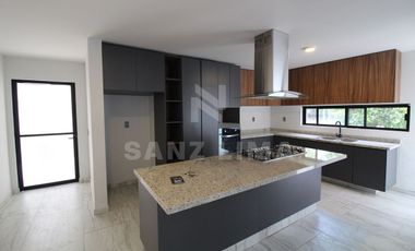 Arcada Alameda: Moderna y luminosa casa con 2 recámaras en planta baja.