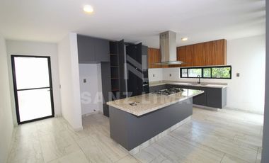 Arcada Alameda: Moderna y luminosa casa con 2 recámaras en planta baja.