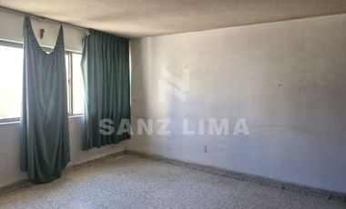Alameda: Hogar de 4 recámaras con closet en zona céntrica.