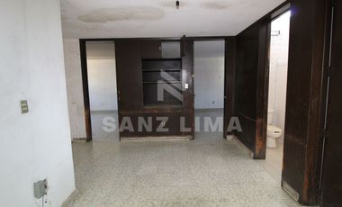 Alameda: Hogar de 4 recámaras con closet en zona céntrica.