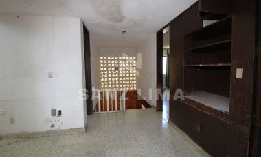 Alameda: Hogar de 4 recámaras con closet en zona céntrica.