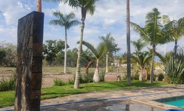 Terreno residencial en venta en Pueblo Tuxcueca