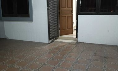 DISEWAKAN RUMAH DELTA CLUSTER