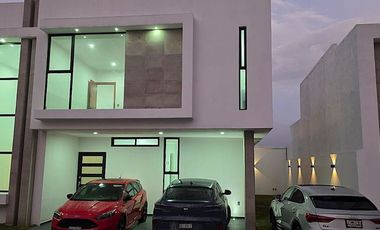 Casa en venta en Llano Grande Metepec