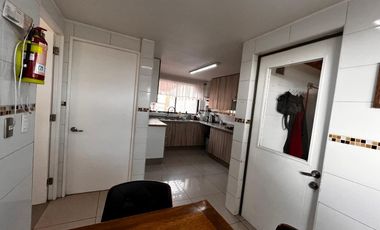 REBAJADA DE LA TASACION! CASA ESQUINA IZARRA