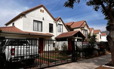 REBAJADA DE LA TASACION! CASA ESQUINA IZARRA