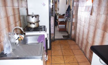 Vende casa