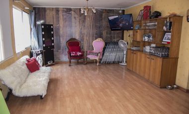 Vende casa