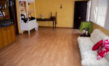 Vende casa