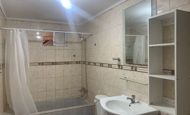 EXCELENTE CASA EN HUELQUEN