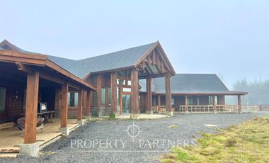 Gran oportunidad propiedad habitacional y/o comercial a orilla de la carretera