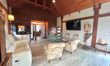 Gran oportunidad propiedad habitacional y/o comercial a orilla de la carretera