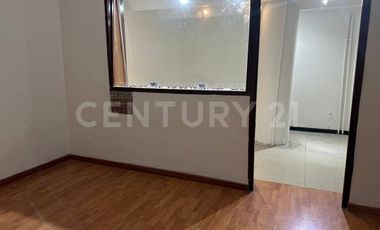 Oportunidad única para tu negocio  Amplia casa comercial
