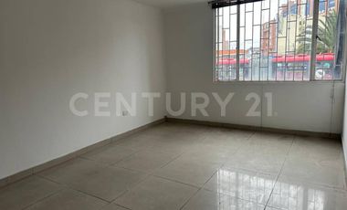 Oportunidad única para tu negocio  Amplia casa comercial