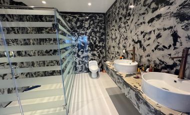 Casa en venta en Tonsupa, a una cuadra playa.