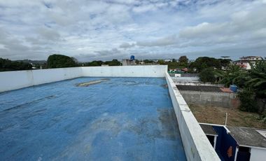 Casa en venta en Tonsupa, a una cuadra playa.