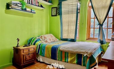 Casa en Venta en avenida san miguel , al frente del colegio ingles