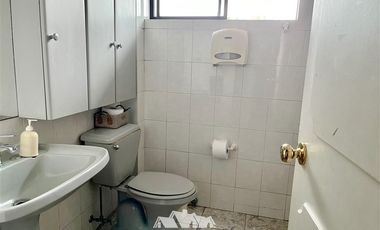 Casa en Venta en avenida san miguel , al frente del colegio ingles