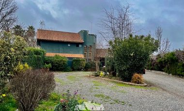 Casa en Venta en avenida san miguel , al frente del colegio ingles