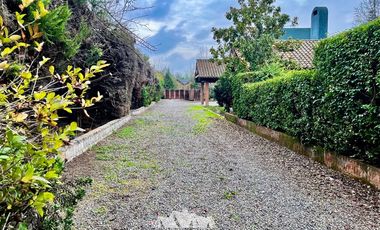 Casa en Venta en avenida san miguel , al frente del colegio ingles