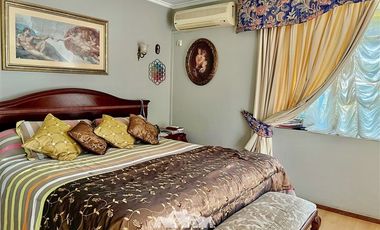 Casa en Venta en avenida san miguel , al frente del colegio ingles