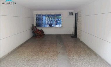 Casa con piscina sector Riasco