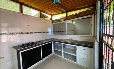 Encantadora Cabaña Campestre en Bonda!