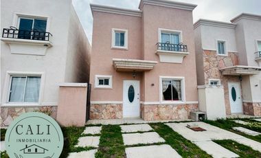 Se RENTA casa AMUEBALDA , Fracc. Esmeralda, Pachuca Hidalgo