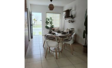 CASA EN VENTA AL SUR CARRETERA PACHUCA- MEXICO