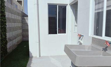 CASA EN VENTA AL SUR CARRETERA PACHUCA- MEXICO